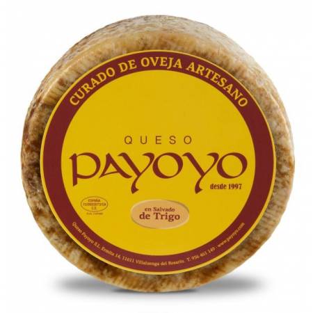 Queso Payoyo curado Oveja envuelto en salvado de trigo.